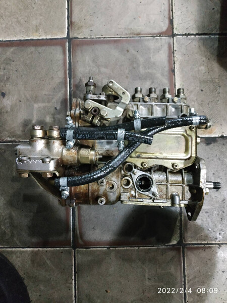 Паливний насос Iseki TL  1987 Харків