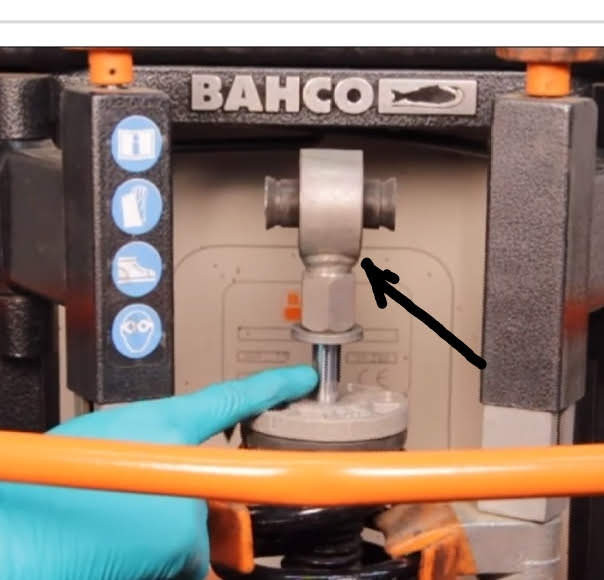 Верхняя опора заднего амартизатора Peugeot 508  2014 универсал 1.6 Дизель Киев