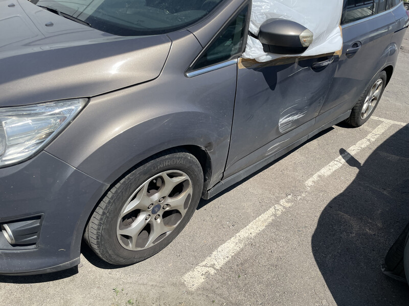 Дверь передняя Ford C-Max  2011 универсал 1.6 Дизель Ровно