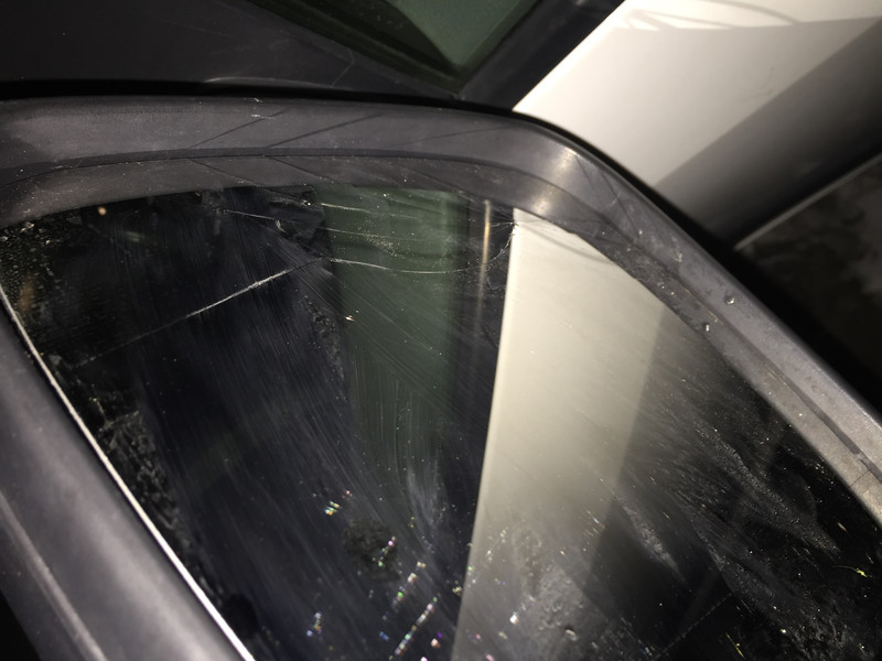 Вкладыш зеркала Volkswagen Caddy 3  2008 2.0 Бензин Гнивань