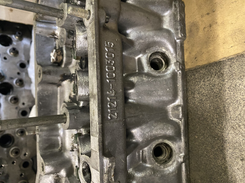 Головка блока двигателя Chevrolet Niva  2004 1.7 Бензин Львов