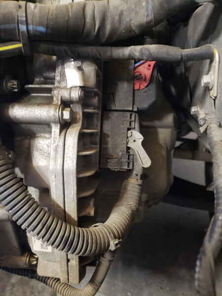 Фішки акпп Ford Fiesta  2017 хетчбек 1.6 Бензин 