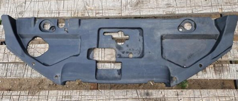 Накладка телевізора Nissan Leaf  2014 2.0 Электро Ровно