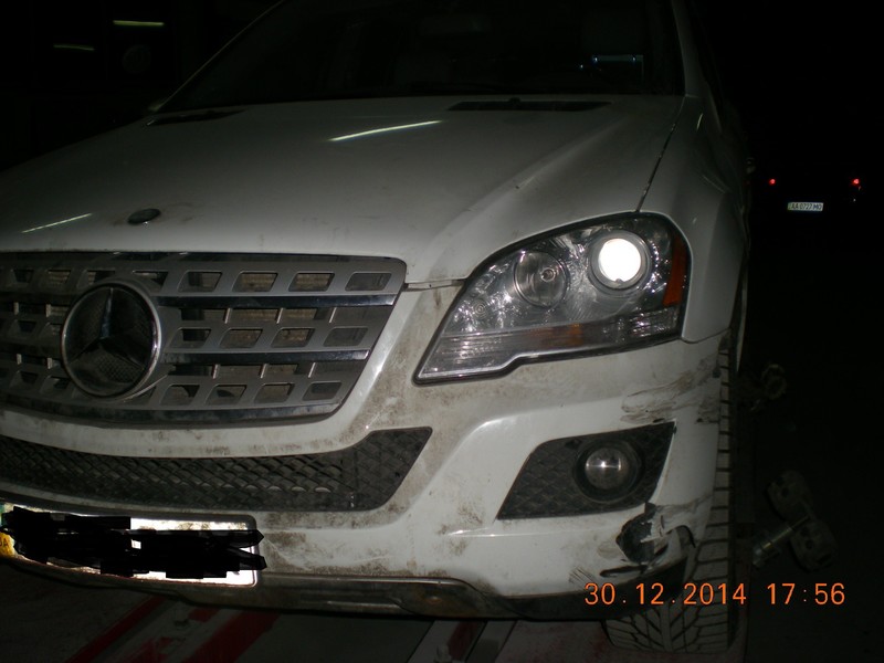 Туманка левая Mercedes M-Class W 164 3.5 4matic 2010 г.  3.5 л бензин Киев