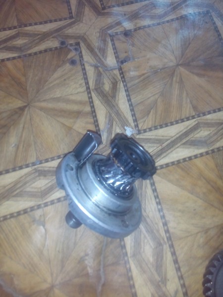 Первичныи вал кппм Saab 90  1984 2.0 Бензин Одесса