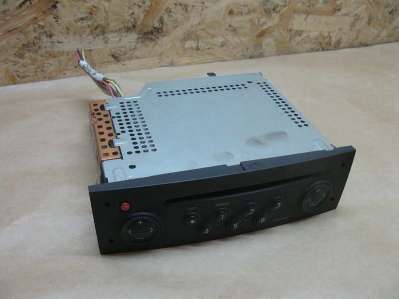Штатная магнитола Renault Scenic 2 2004 г.  1.6 л бензин Львов