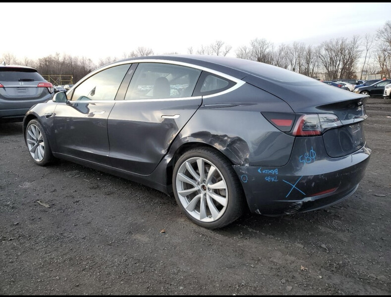 Двері задні ліві колір pmng Tesla Model 3  2018 75.0 Электро Ивано-Франковск