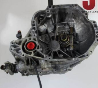 КПП 320102J016   Nissan Primera