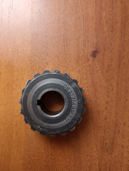 Звездочка коленвала Opel Kadett E  1986 хэтчбек 1.3 Бензин Сколе