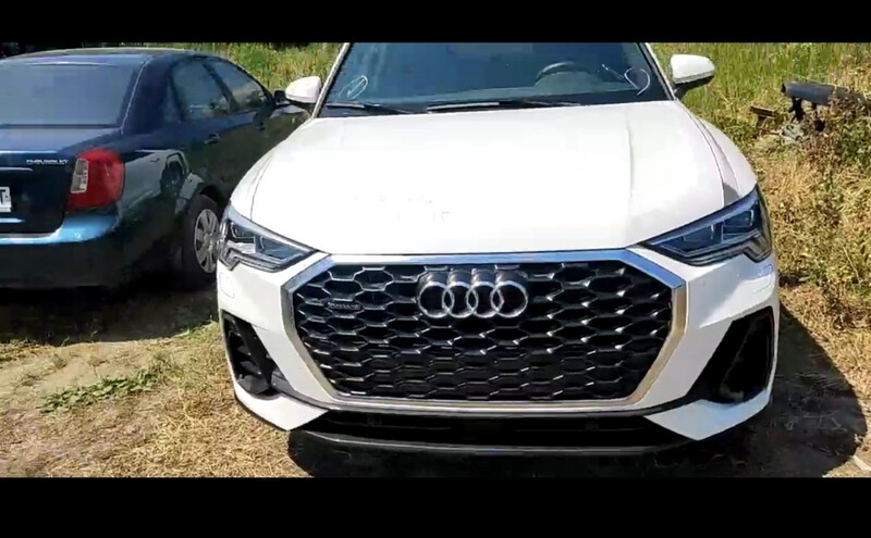 Рамка под номер Audi Q3  2021 2.0 Бензин Львов