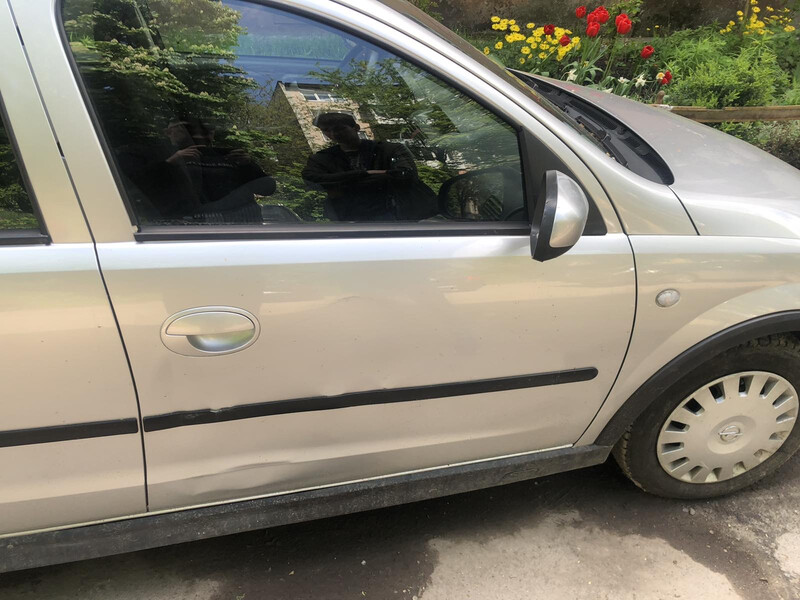 Двері передні праві Opel Corsa C  2004 хетчбек 1.2 Бензин 