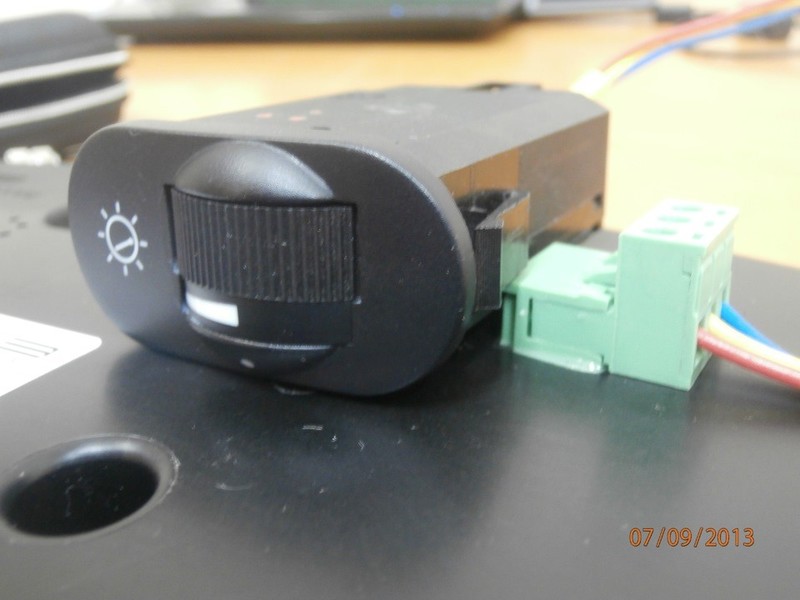 Регулятор освещения приборов Chevrolet Niva  2012 1.1 Бензин 