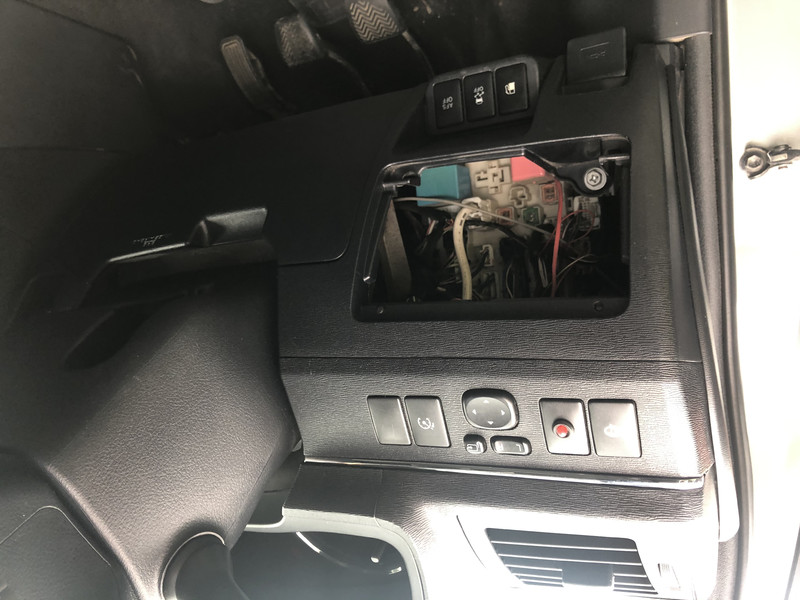 Заглушка Toyota Avensis  2009 2.2 Бензин Луцк