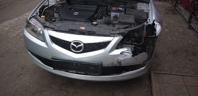 Передня фара Mazda 6  2005 хетчбек 2.0 Бензин Запоріжжя