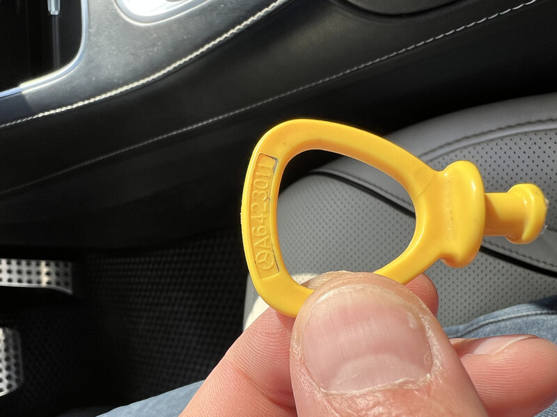 Щуп двигателя A6423011   Mercedes S-Class