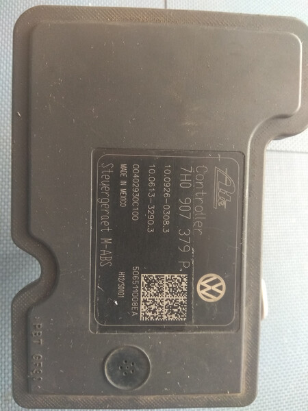 Блок управления ABS H0907379P   Volkswagen T5 (Transporter)