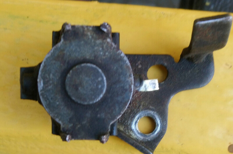 Электроклапан холостого хода кейхин 1 или еейхин 2 Audi 100 C3  1989 1.8 Бензин Чернигов