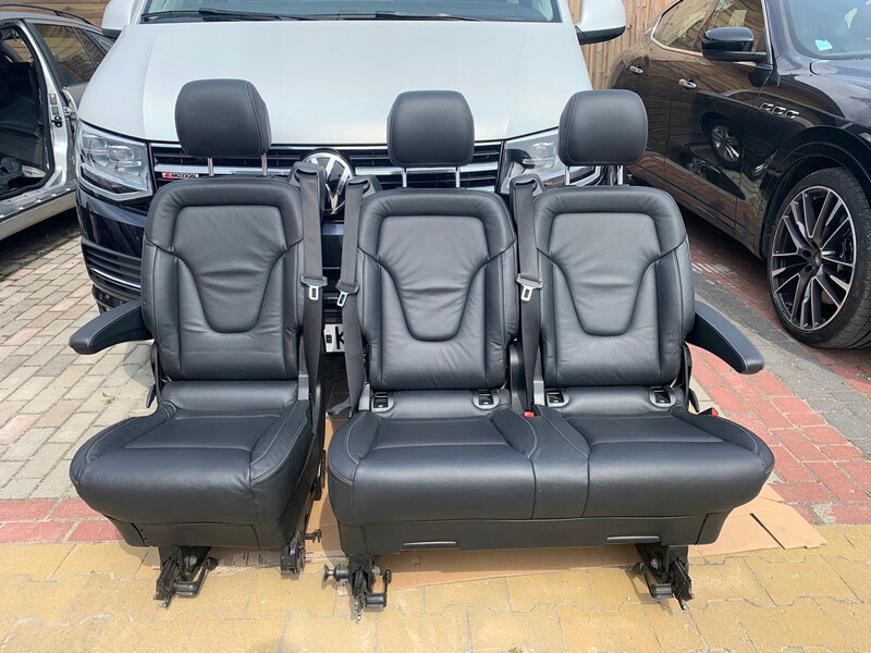 Задний диван Mercedes-Benz Viano  2017 2.2 Дизель Черкассы