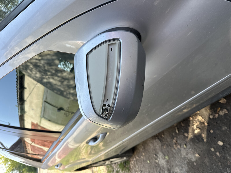 Правий поворот на дзуркалі Mercedes-Benz M-Class W164  2009 2.5 Бензин Ивано-Франковск