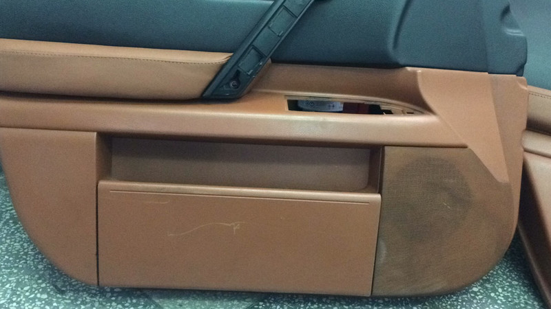 Карта двери передняя левая, пластик на среднюю стойку Infiniti FX  2005 3.5 Бензин Одесса