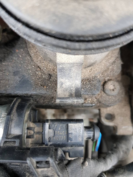 Датчик тиску палива Volkswagen Caddy 3  2012 1.6 Дизель Коростень