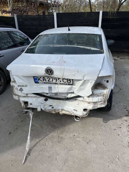 Кришку багажника Volkswagen Polo  2017 1.5 Дизель Бердичев
