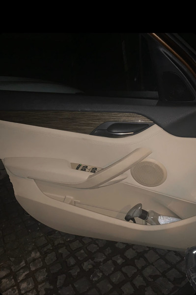 Дверная карта BMW X1 usa 2014 универсал 2.0 Бензин Ровно