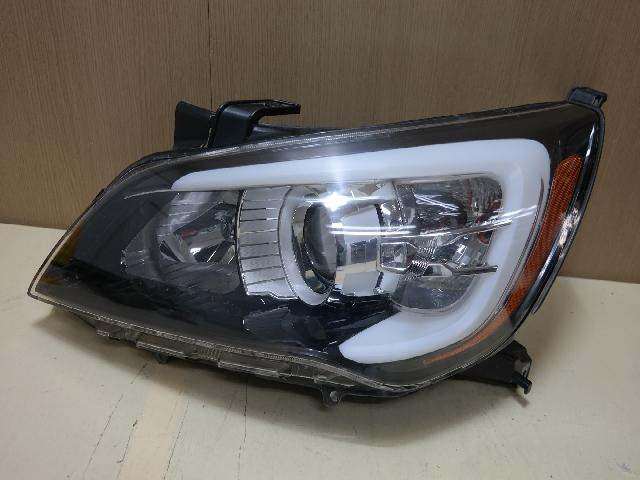 Фара передняя Kia Cadenza  2011 3.0 Бензин Сватовo