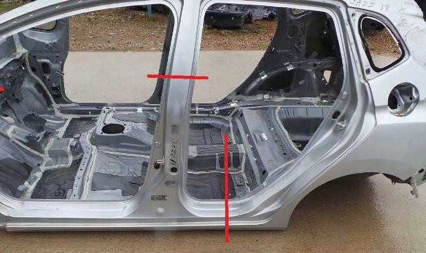 Левый порог с центральной стойкой Honda FIT  2017 хэтчбек 1.5 Бензин Одесса