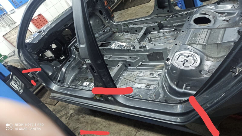 Левый порог Volkswagen Passat  2014 2.5 Бензин Киев