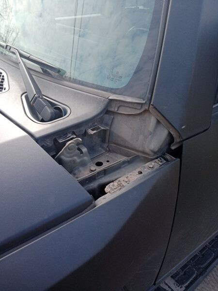 Накладка крыла Toyota FJ Cruiser 2008 г.  4.0 л бензин Днепр