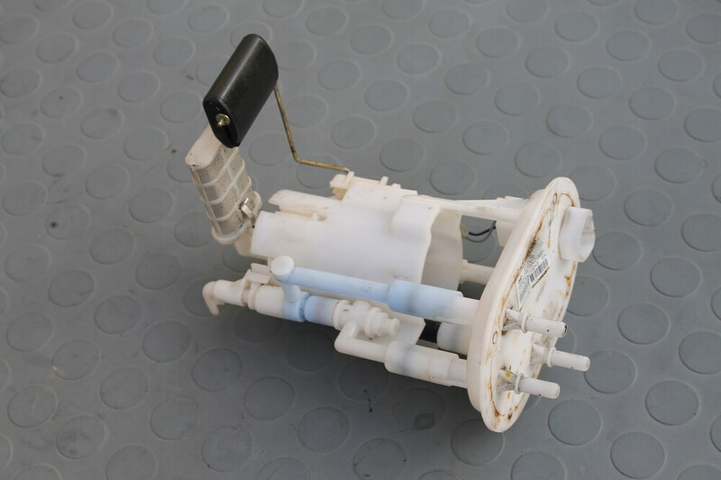 Блок датчика уровня топлива Hyundai Santa FE 2003 г.  2.0 л дизель Харьков