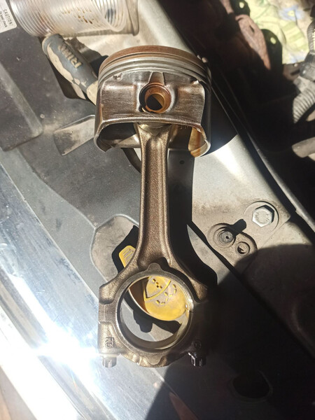 Шатун с поршнем 2шт Opel Astra  2011 1.6 Бензин Одесса
