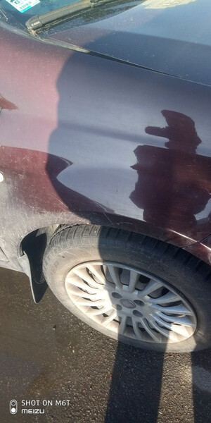 Капот Fiat Linea 2013 г.  1.3 л дизель Киев