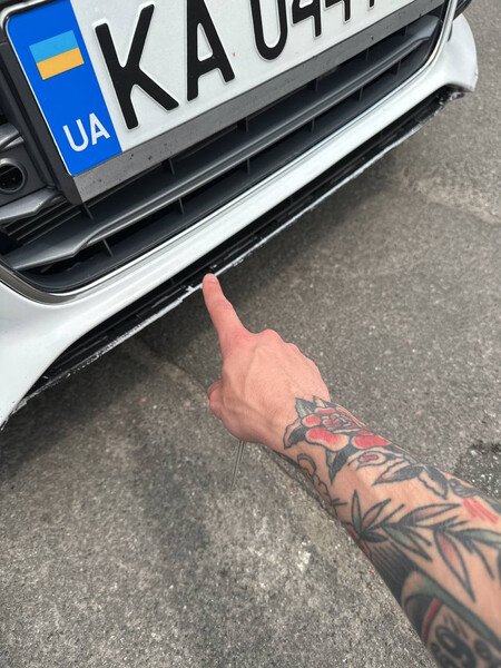 Молдинг (накладка) переднего бампера Audi A3  2016 2.0 Бензин Киев