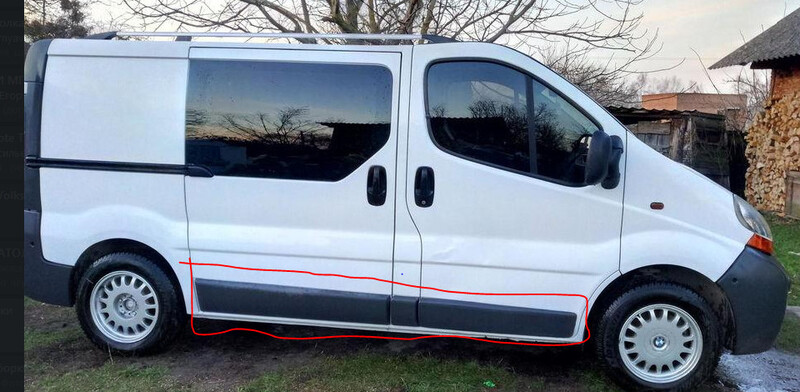 Молдинги дверей, молдинг стойки Renault Trafic 2  2004 2.0 Бензин Хмельницкий