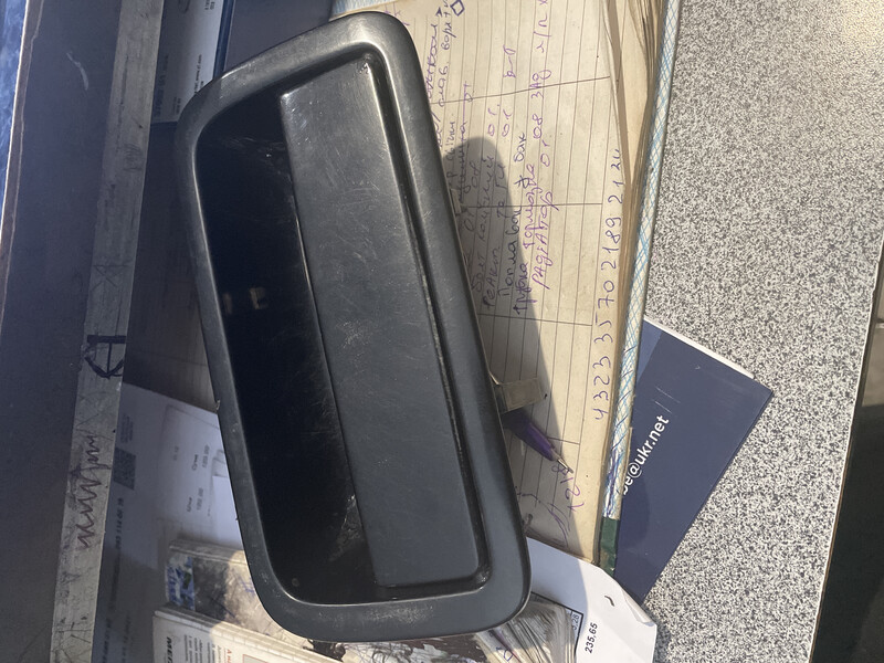 Ручка задньої кришки багажника Volkswagen Amarok  2010 2.0 Дизель Надворная