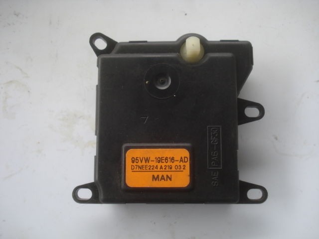 Привод заслонки отопителя 95VW19E616AD   Ford Transit