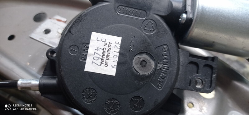 Переднє водійське крісло, підкачка спини Subaru Outback  2015 універсал 2.5 Бензин 