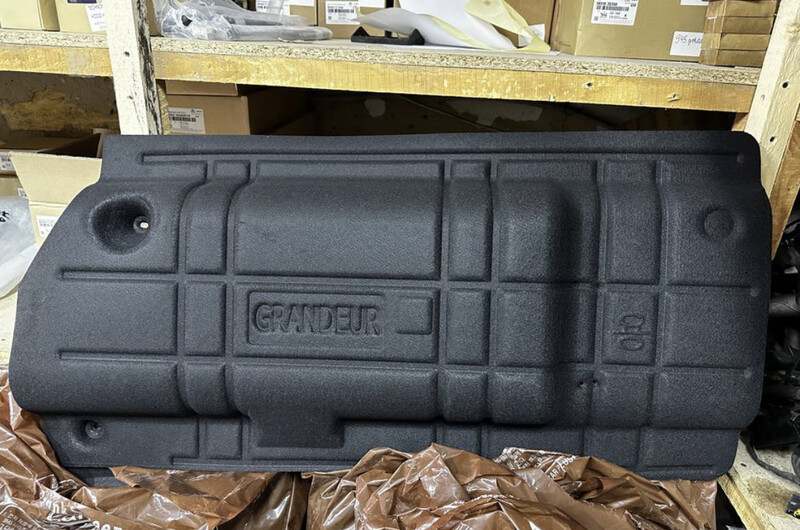 Накладка на газовый балон Hyundai Sonata 6  2013 2.0 Электро 