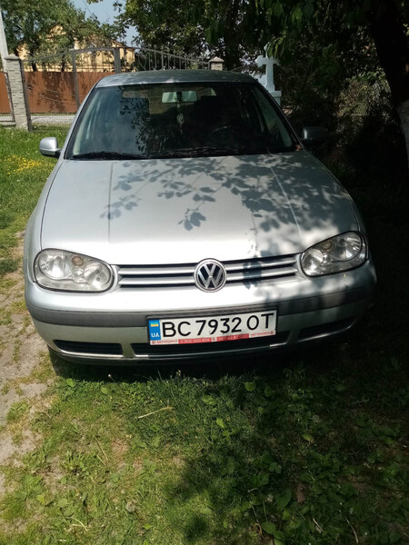 Крыло переднее правое Volkswagen Golf 4 2001 хэтчбек 1.6 Бензин Городок