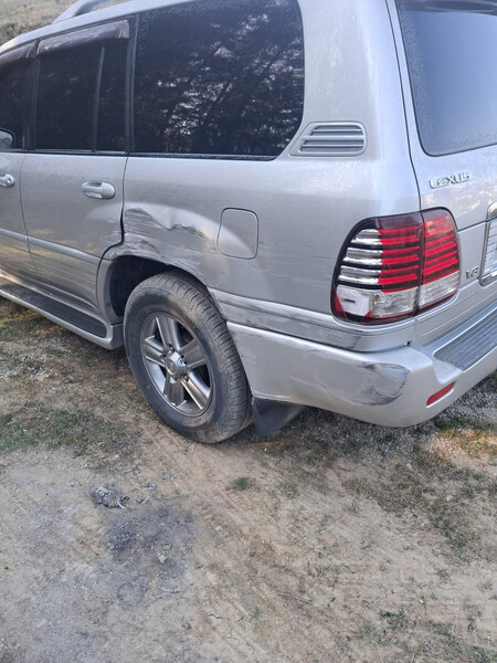 Стоп задній лівий Lexus LX 2005 р.  2.0 л бензин Львів