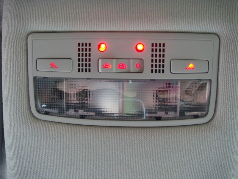 Ліхтар освітлення салону передній 3B7 947 105F 2EN   Skoda Superb, Volkswagen Passat