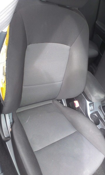 Переднее сиденье правое Mitsubishi Lancer X  2009 2.0 Бензин Киев
