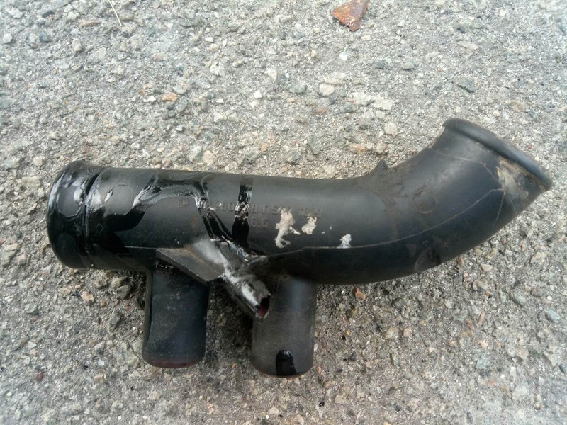 Патрубок радиатора Opel Omega A 1989 г.  2.0 л бензин Ровно