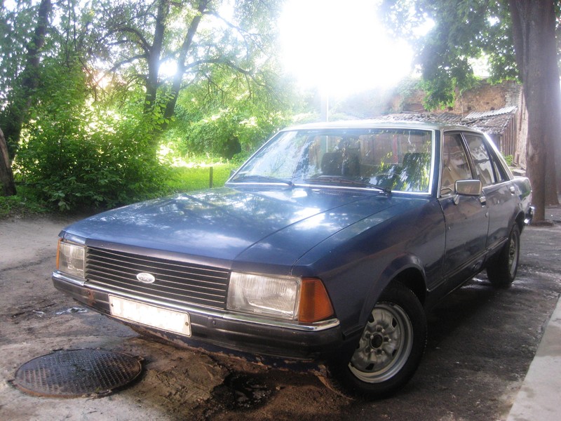 Стекло фары Ford Granada  2015 2.0 Бензин Сумы