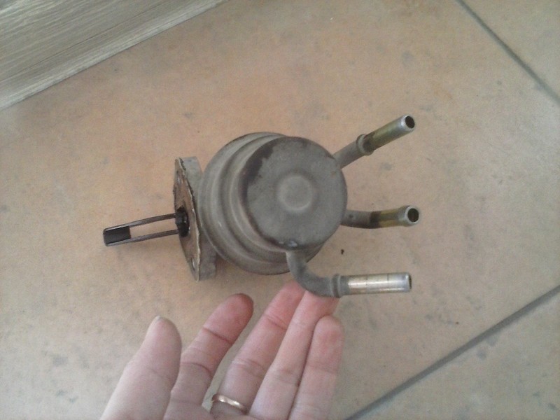 Бензонасос Ford Escort 1996 г.  1.3 л бензин Ровно