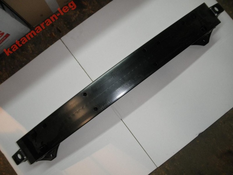 Усилитель бампера Subaru Tribeca 2008 г.  2.4 л бензин Киев