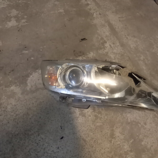 Фара передня ліва в зборі Toyota Camry 50  2013 2.5 Бензин 