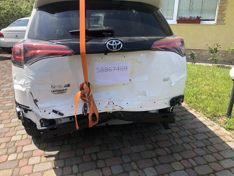 Крышка багажника Toyota RAV4 2018 г.  2.5 л бензин Ровно